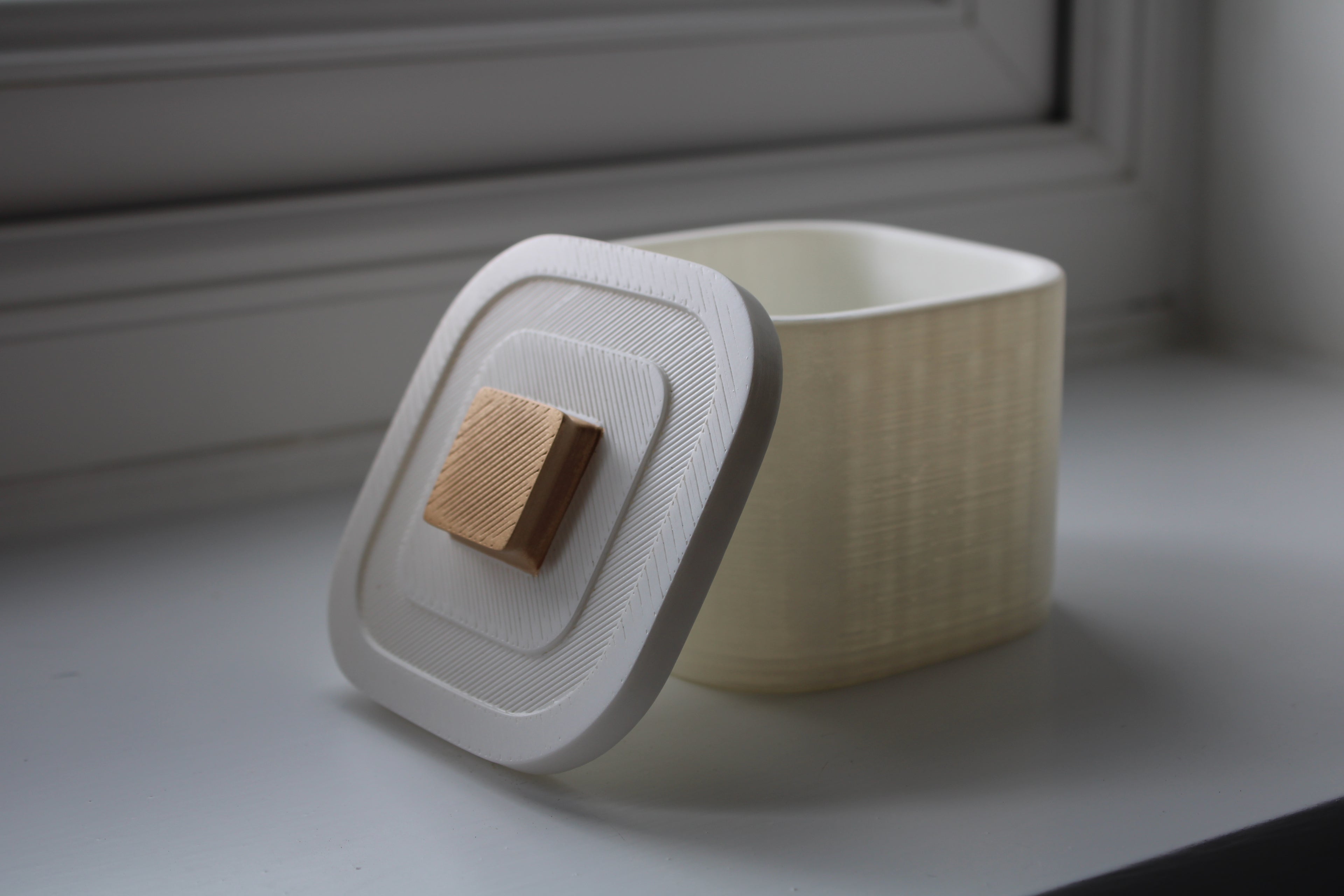 Small Versatile Storage Container Light White And Gold